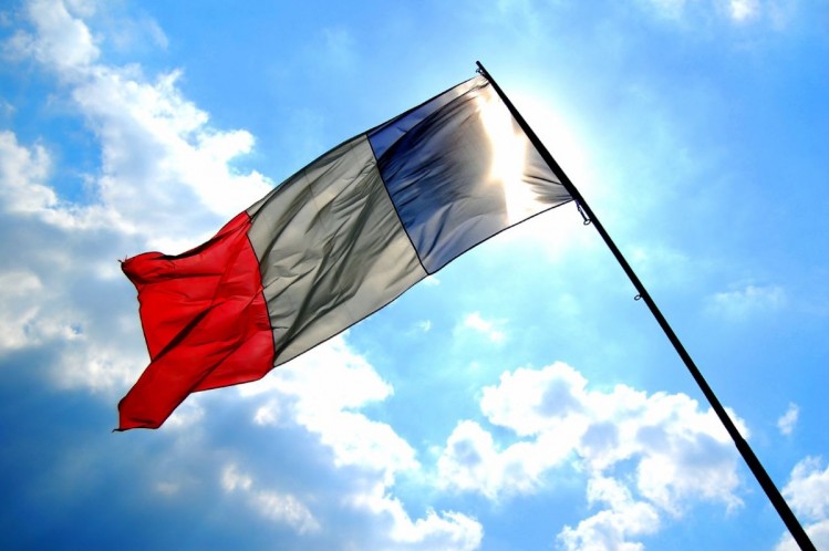 We Francji izba niższa przyjęła ustawę o małżeństwach homoseksualnych