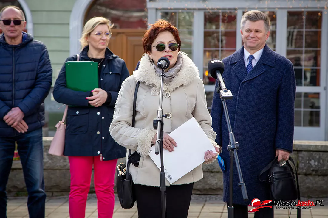 Ewa Wawro obecna radna Rady Powiatu Jasielskiego, kandydatka w nadchodzących wyborach 